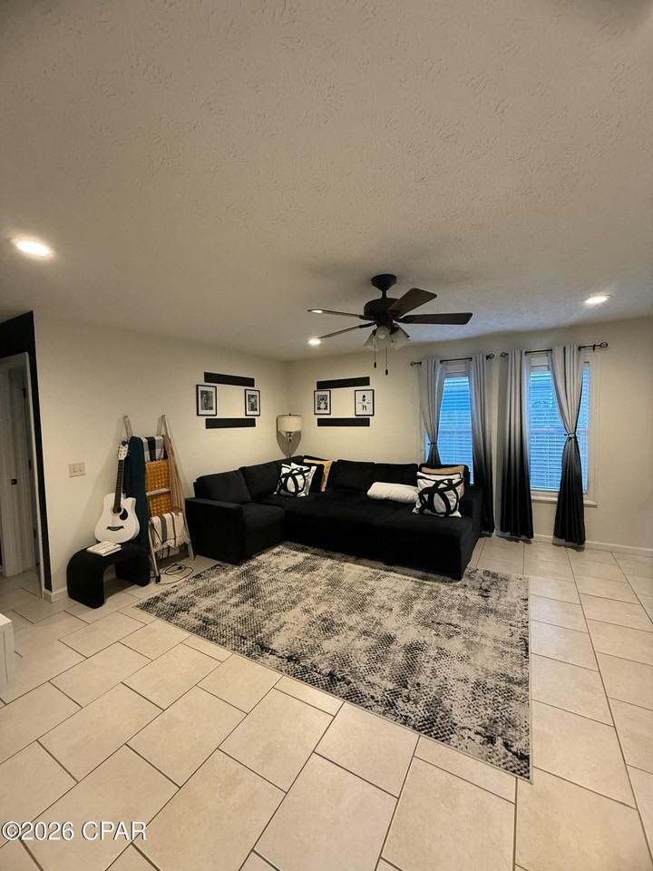 1534 Chandlee Ave - Photo 7 of 12