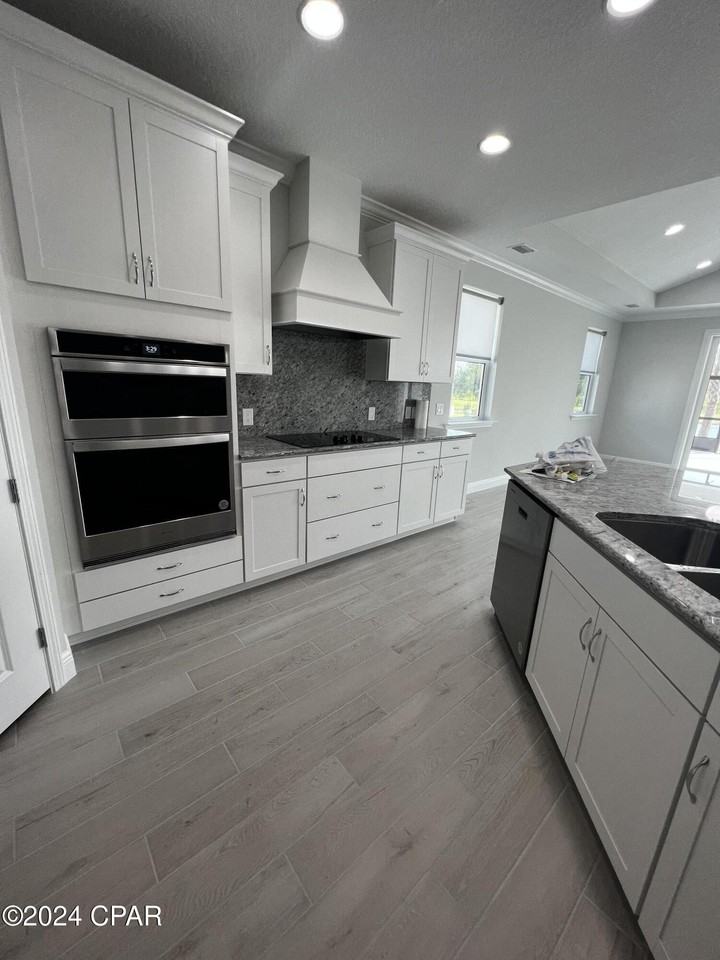 8765 Coral Reef Way - Photo 2 of 47