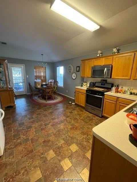 909 Whitewing Ln - Photo 3 of 5