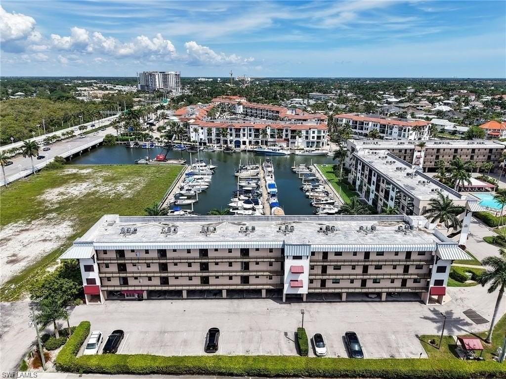 801 River Point Dr #203A