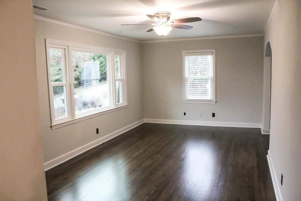 805 Intermont Rd - Photo 3 of 20