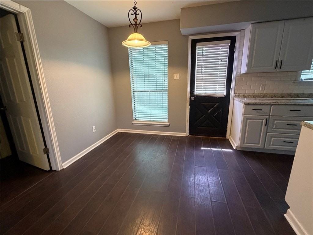 6193 Angus Dr - Photo 3 of 13