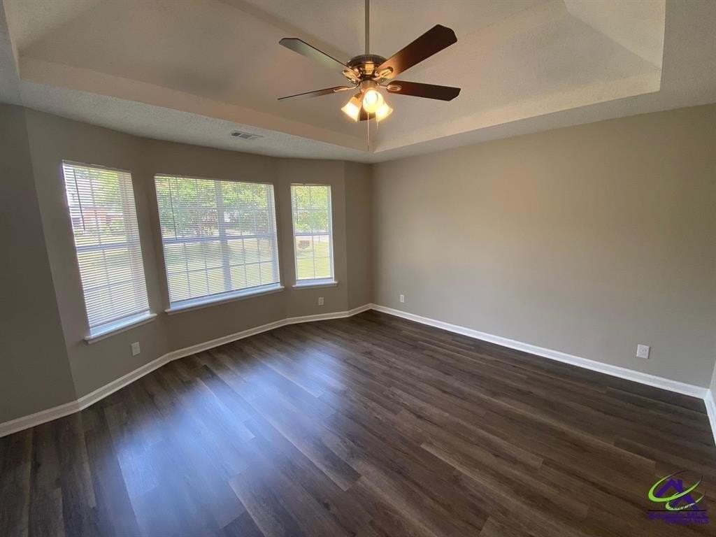 300 Peach Blossom Rd - Photo 5 of 9