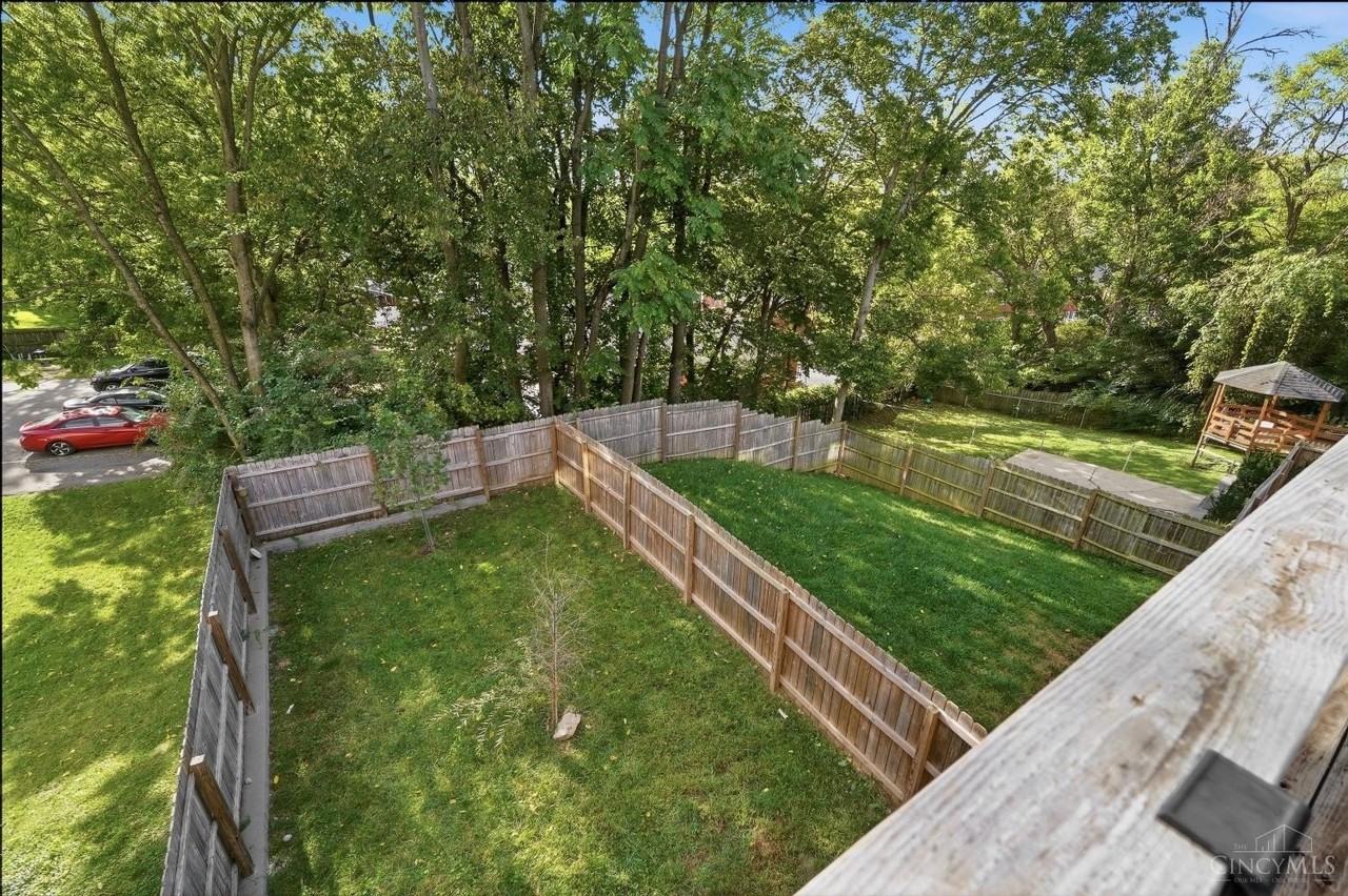 5814 Montgomery Rd - Photo 5 of 40