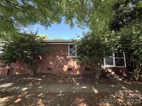 4344 University Dr - Photo 1 of 1