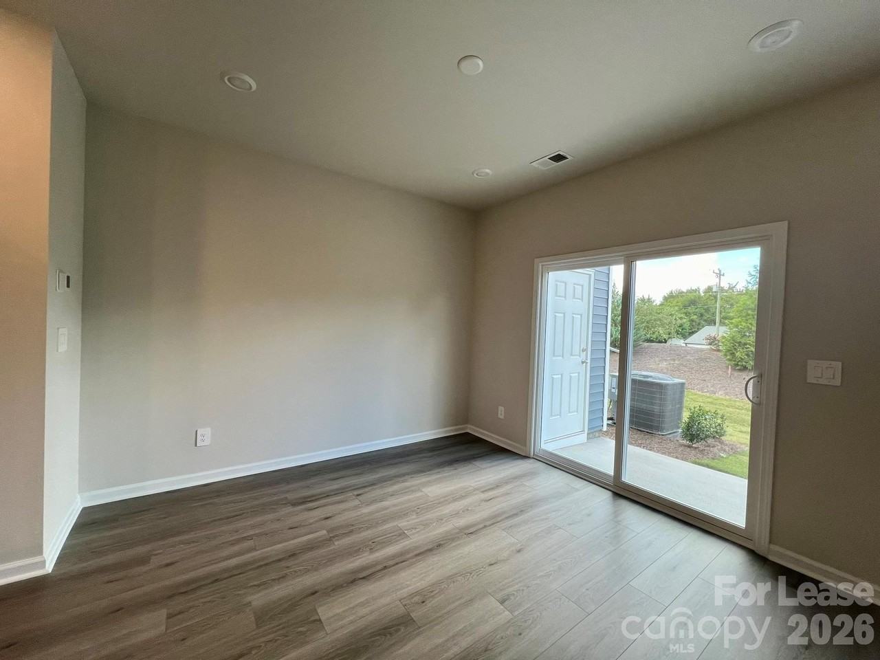 3690 Backwater St - Photo 6 of 22