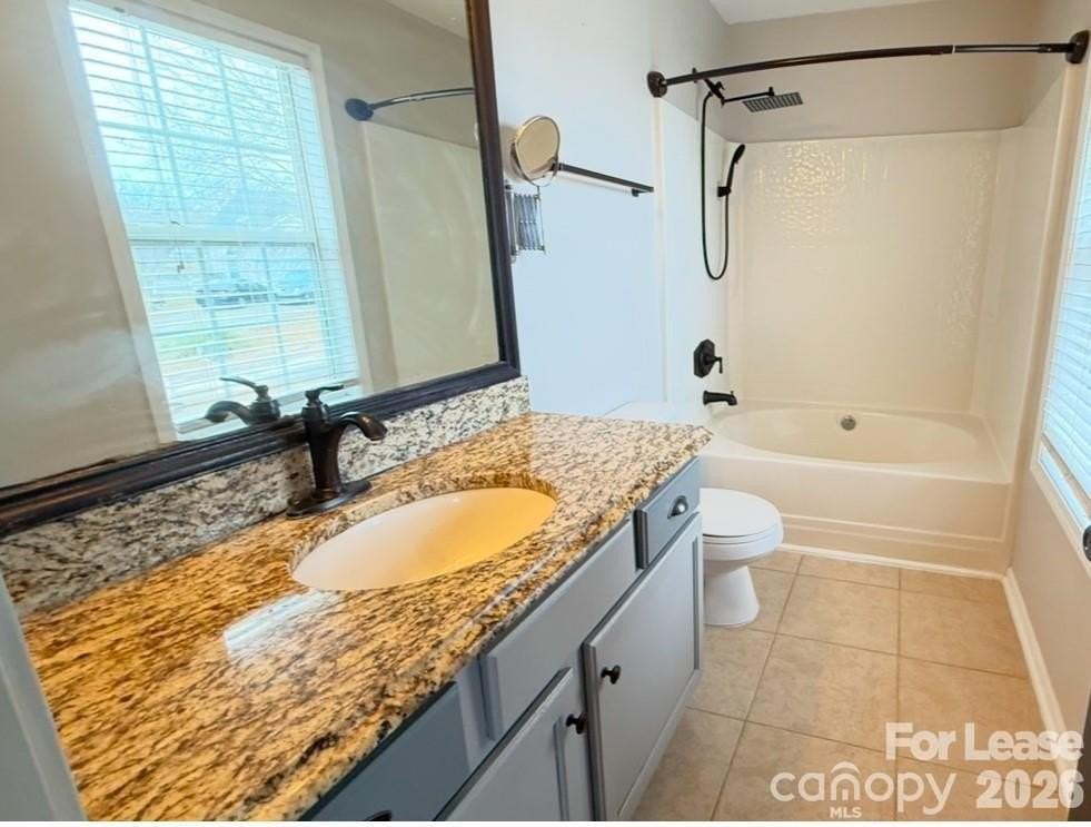 2019 Astoria Dr - Photo 5 of 17