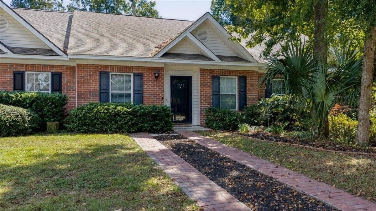 1340 Old Tabby Ln - Photo 3 of 49