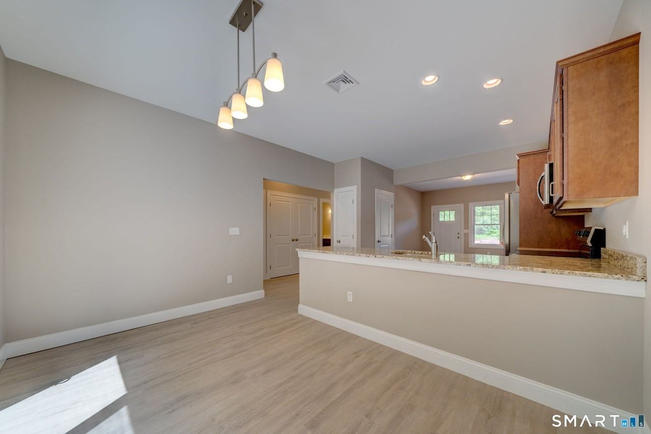37 Hunters Ln #59 - Photo 5 of 19