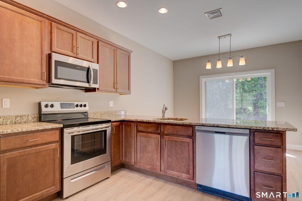 37 Hunters Ln #59 - Photo 6 of 19