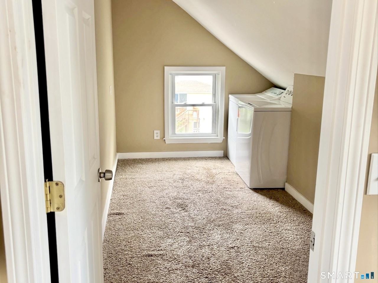 6 Lincoln Ave - Photo 5 of 5
