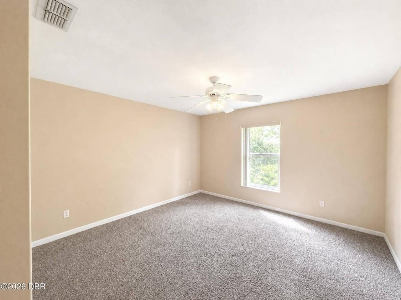 5909 Springview Dr - Photo 5 of 11