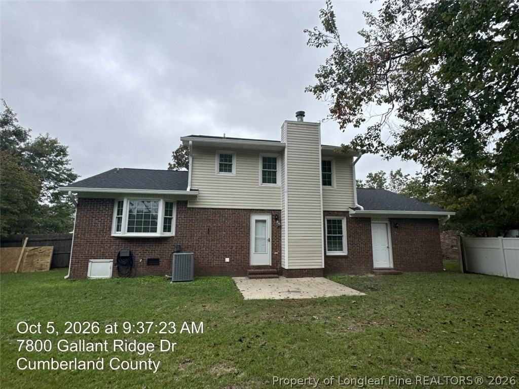 7800 Gallant Ridge Dr - Photo 2 of 24