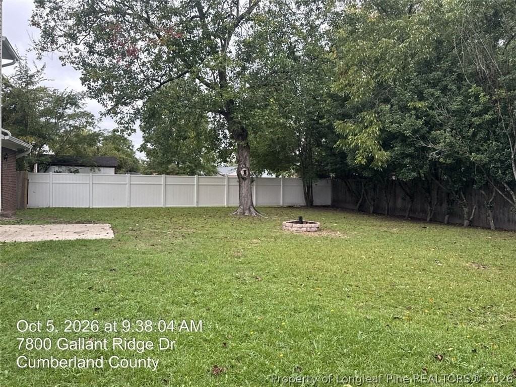 7800 Gallant Ridge Dr - Photo 3 of 24