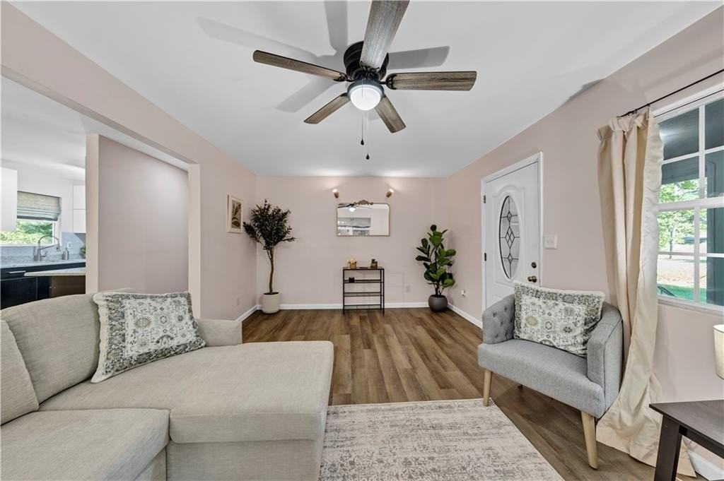 65 Jackson Rd - Photo 4 of 22