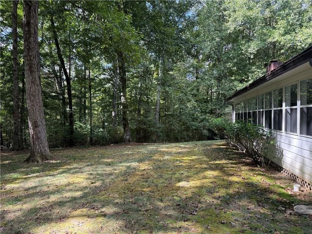 2945 Alan Dr Sw - Photo 3 of 37