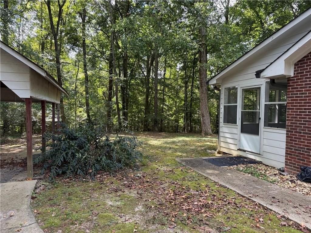 2945 Alan Dr Sw - Photo 5 of 37