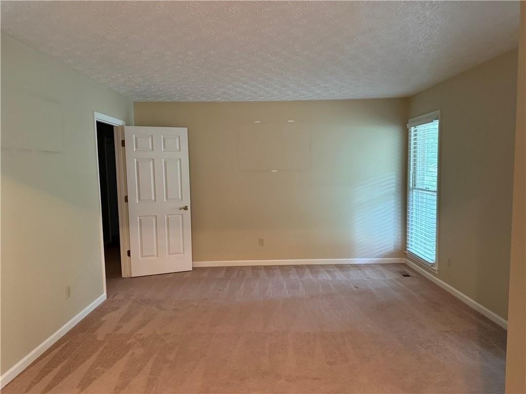 2945 Alan Dr Sw - Photo 7 of 37