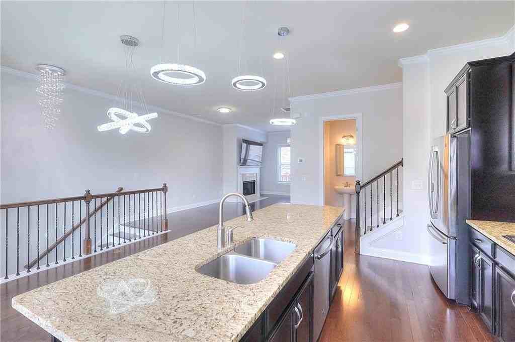 1306 Harris Way - Photo 6 of 34