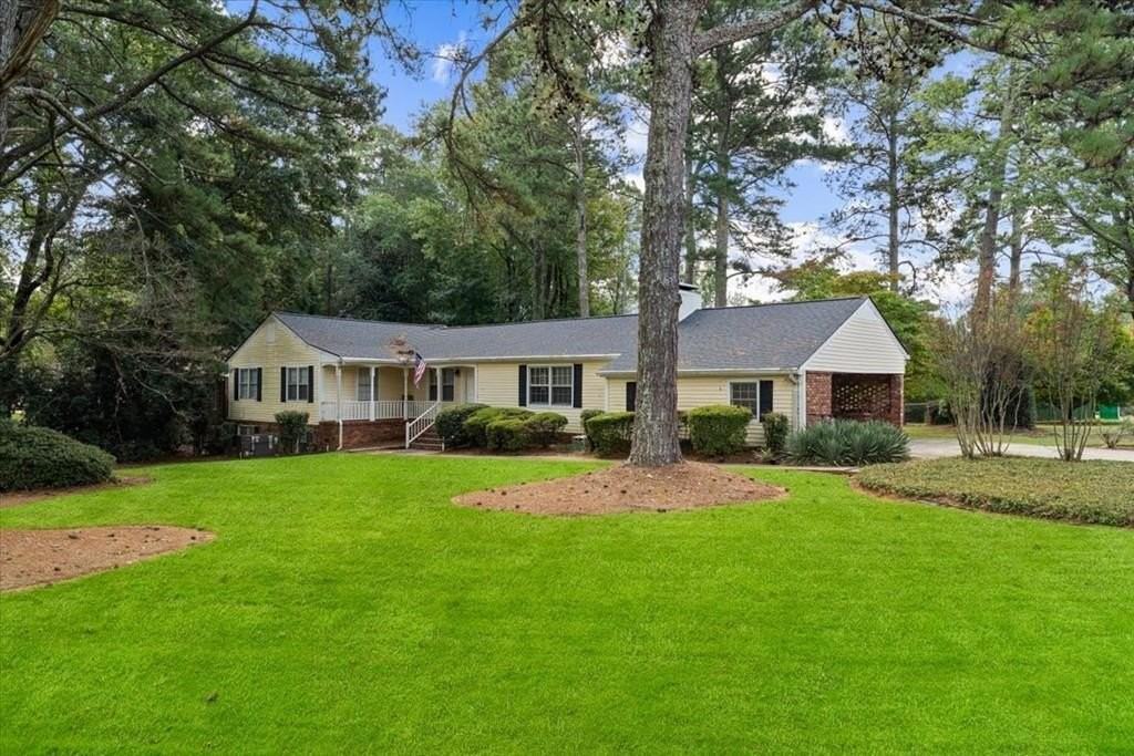 595 Hembree Rd - Photo 2 of 29