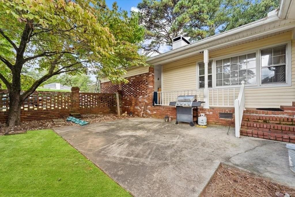 595 Hembree Rd - Photo 6 of 29