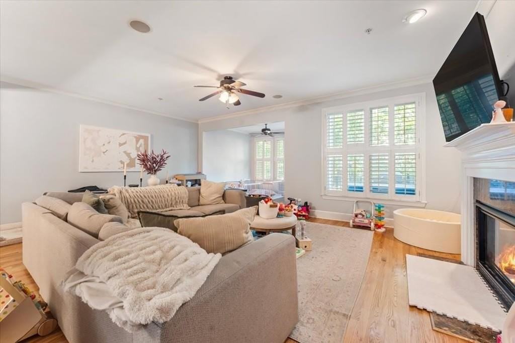 11257 Calypso Dr - Photo 4 of 26