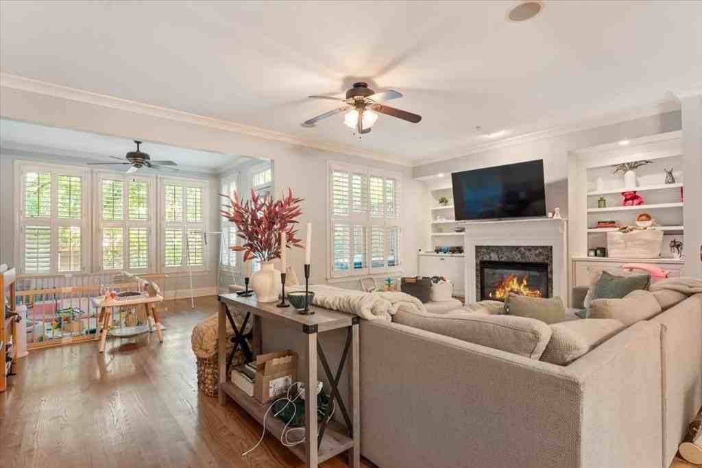 11257 Calypso Dr - Photo 5 of 26