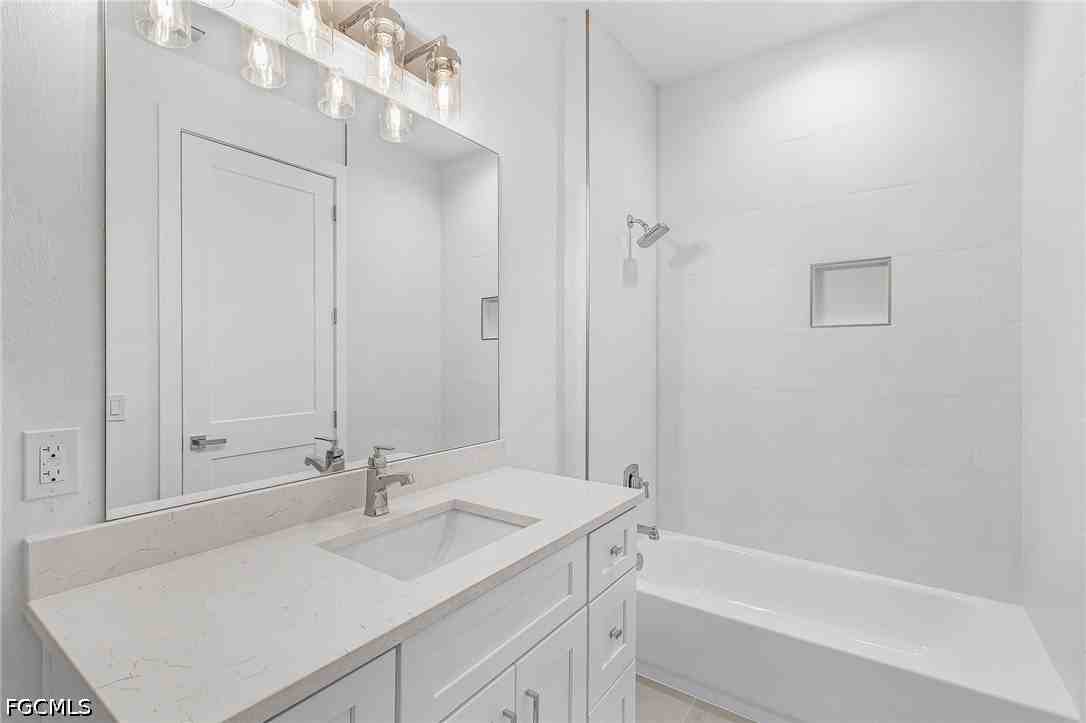 3804 Se 12th Ave - Photo 7 of 24