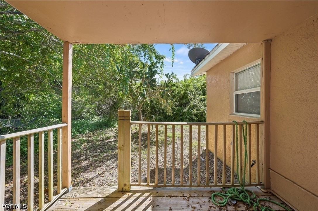 4083 Springs Ln - Photo 5 of 13