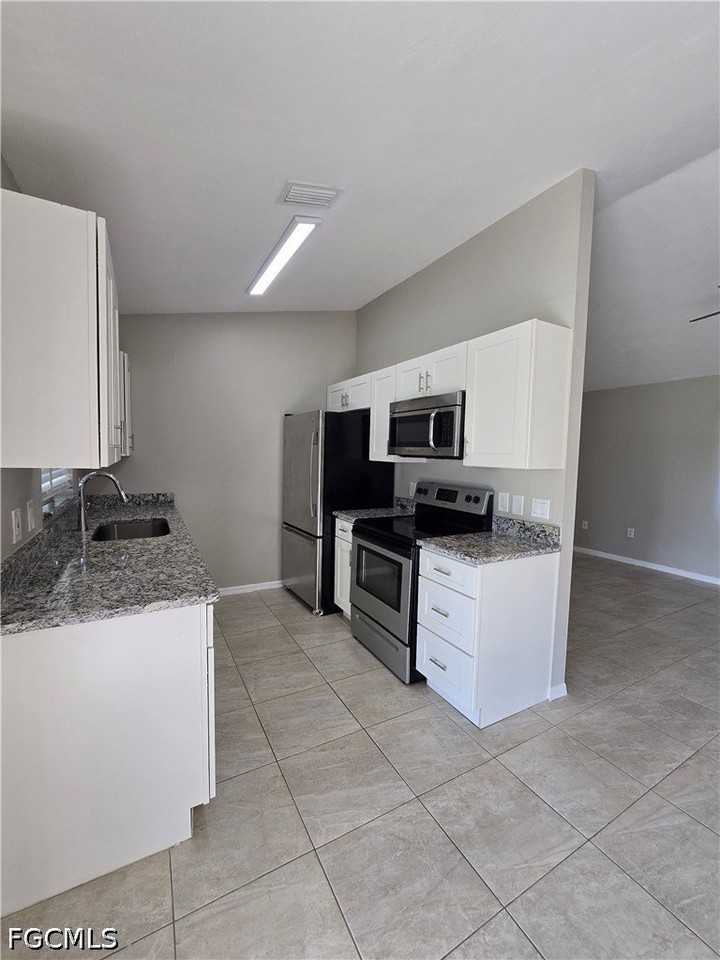 4815 Triton Ct E #1 - Photo 4 of 17