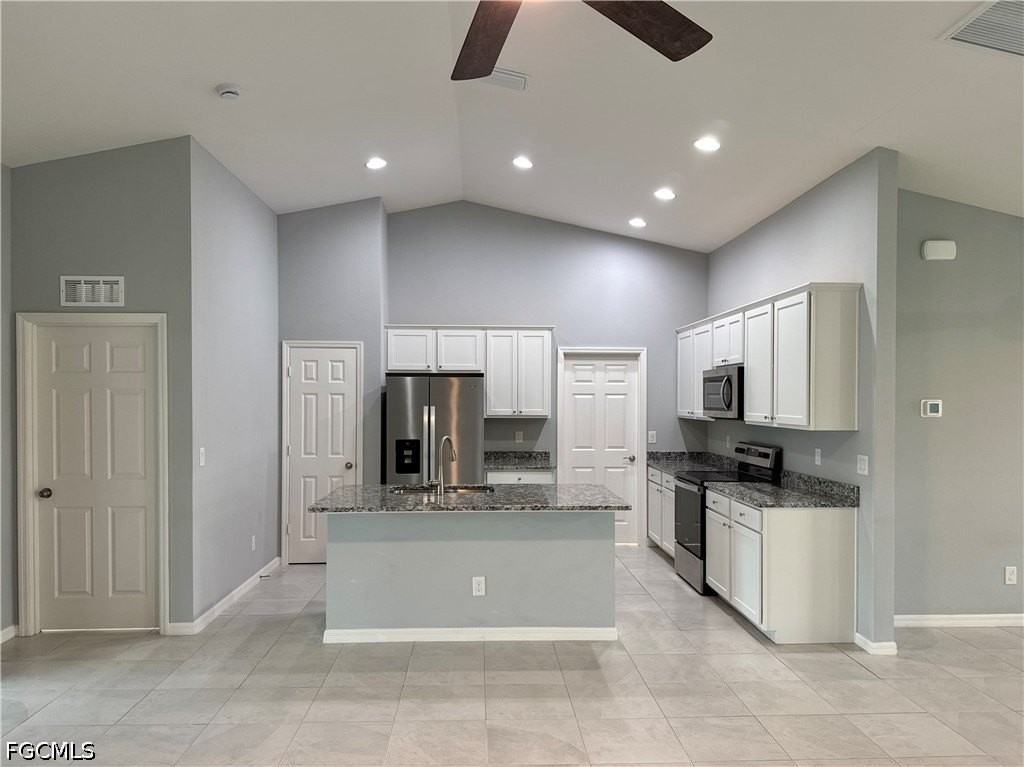 1125 Nw 2nd Pl - Photo 3 of 18