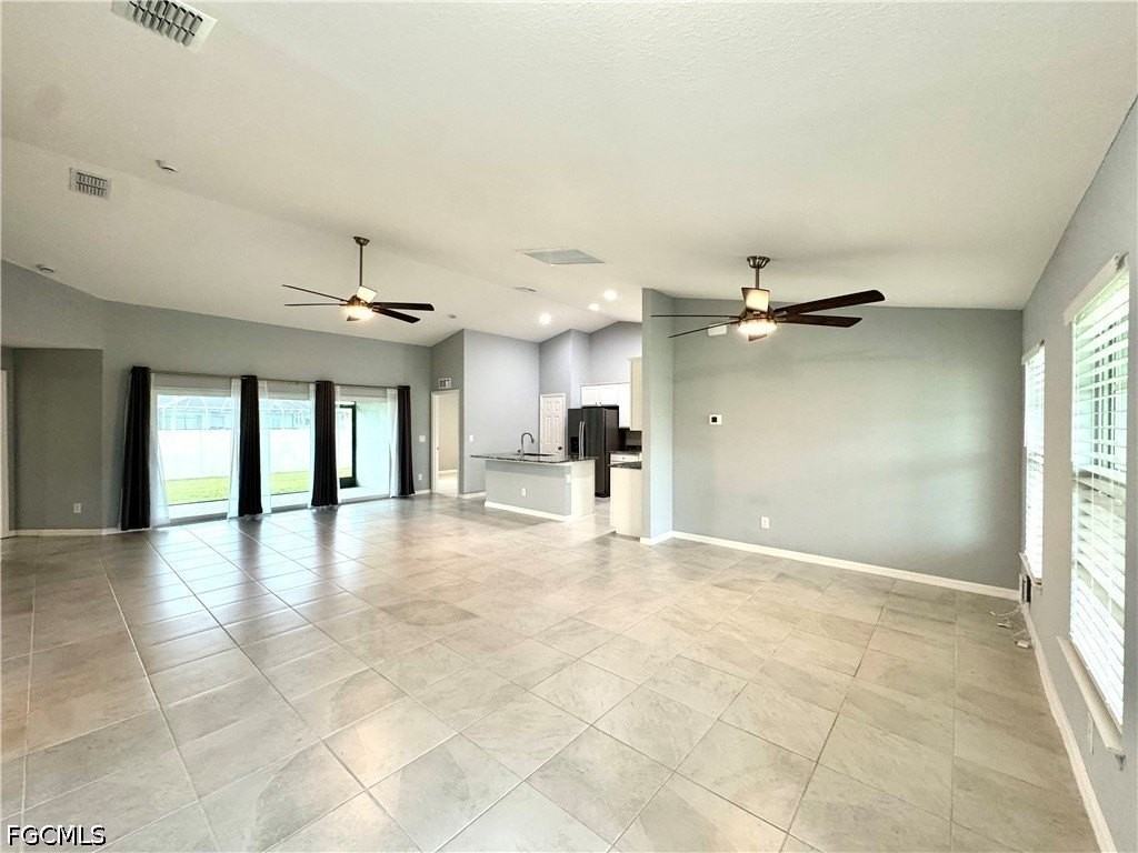 1125 Nw 2nd Pl - Photo 4 of 18