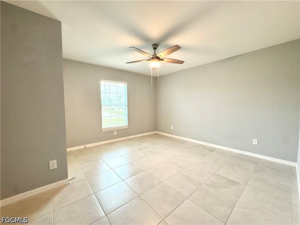1125 Nw 2nd Pl - Photo 5 of 18