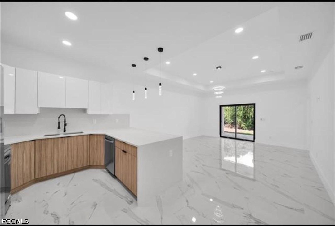 306 Bell Blvd S - Photo 5 of 17