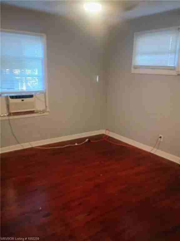 1114 N 35th St - Photo 4 of 8