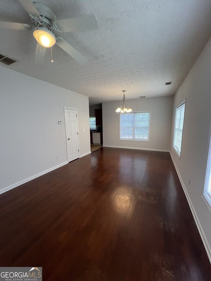 390 Hawthorne Ext - Photo 2 of 19