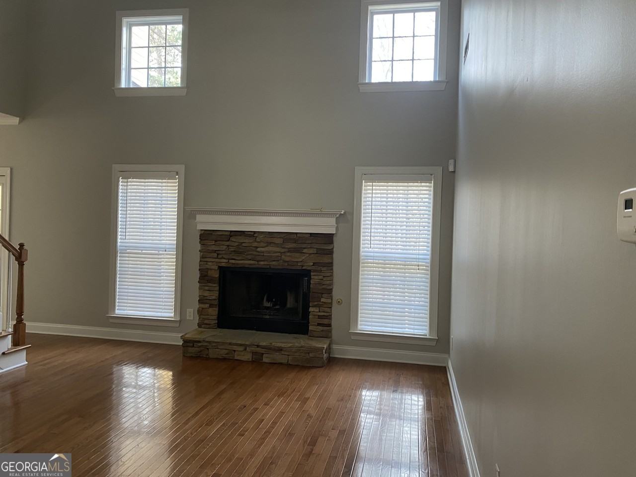 44 Vaux Way - Photo 6 of 27