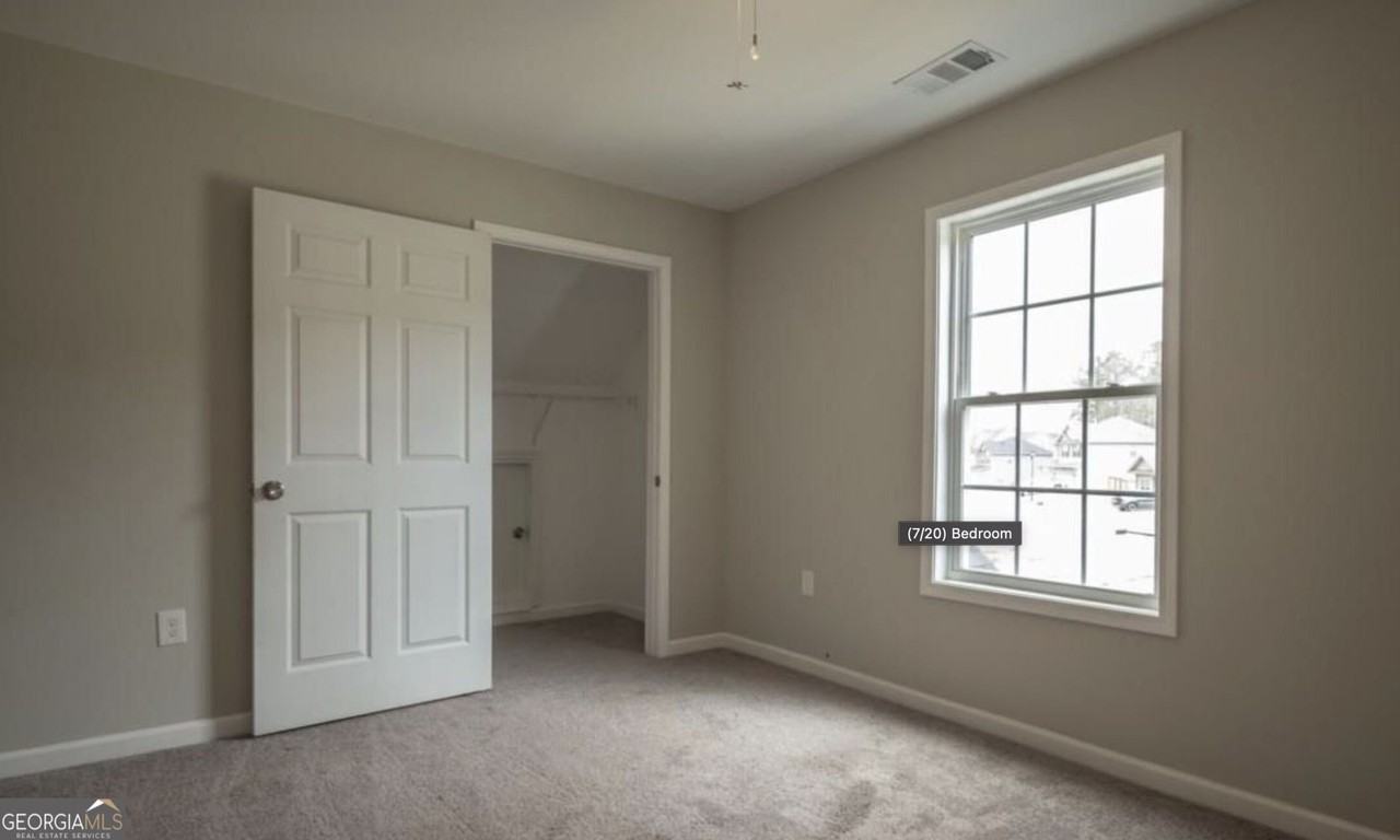 2446 Remington Dr - Photo 7 of 11