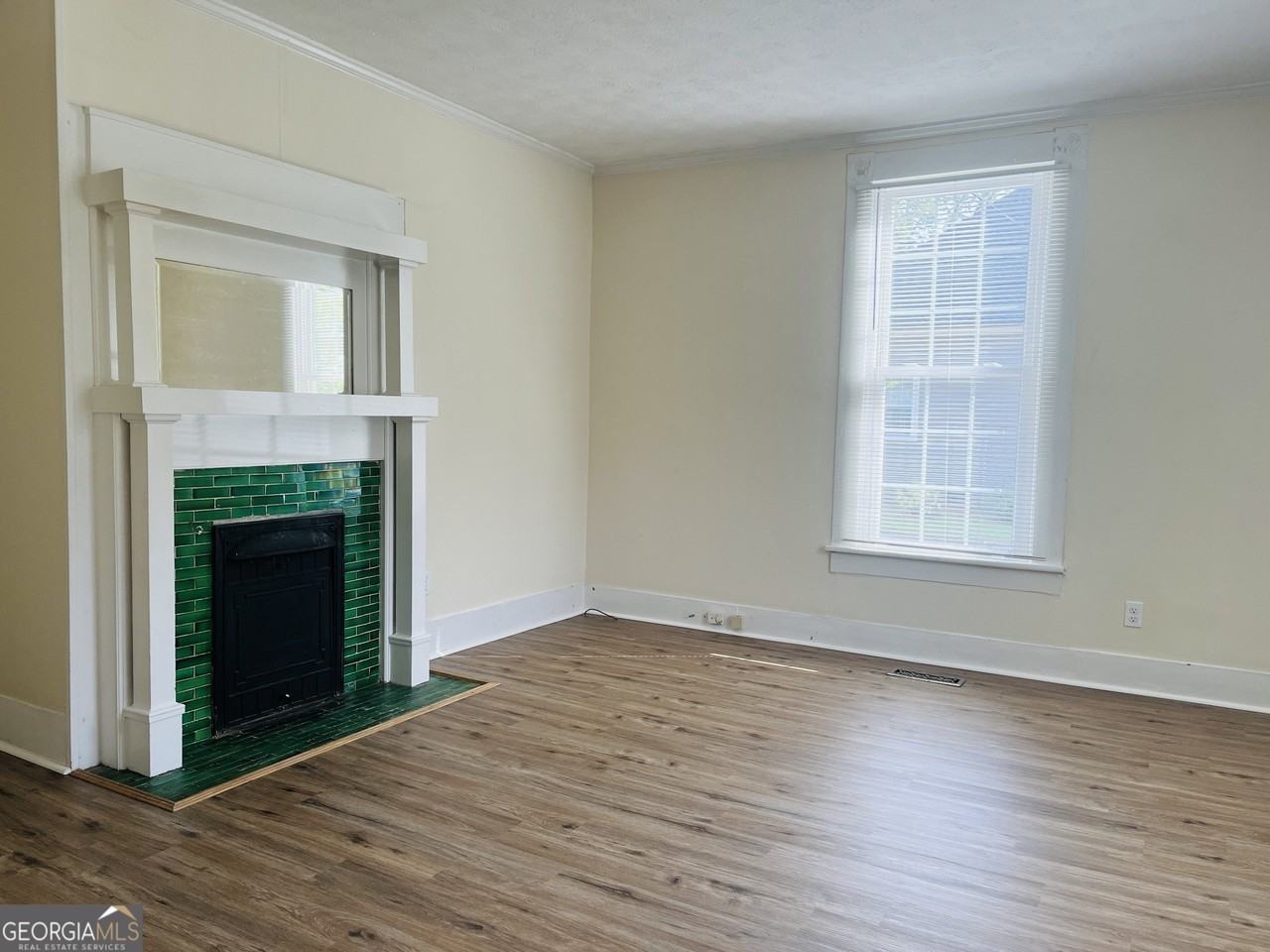 201 Alford St #B - Photo 2 of 22