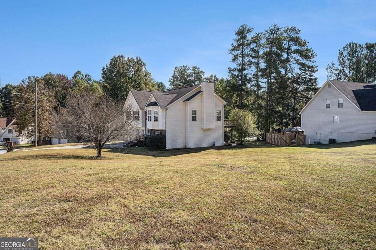 2733 Cedar Tree Ln - Photo 6 of 18