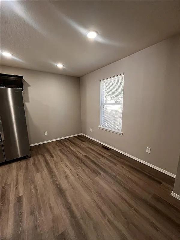 807 E Watermill Cir #1 - Photo 4 of 11