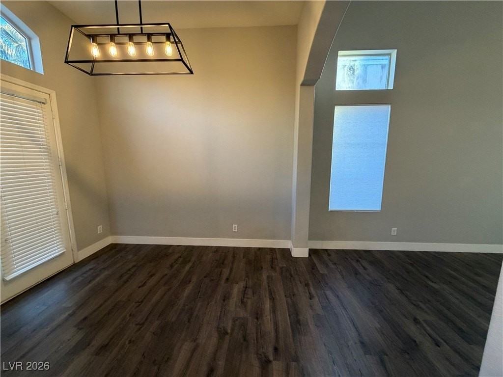 2218 Armacost Dr - Photo 2 of 24