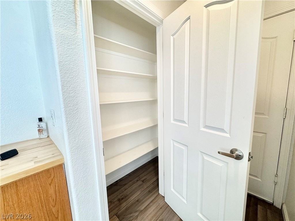 2041 Tiawah Ave - Photo 6 of 16