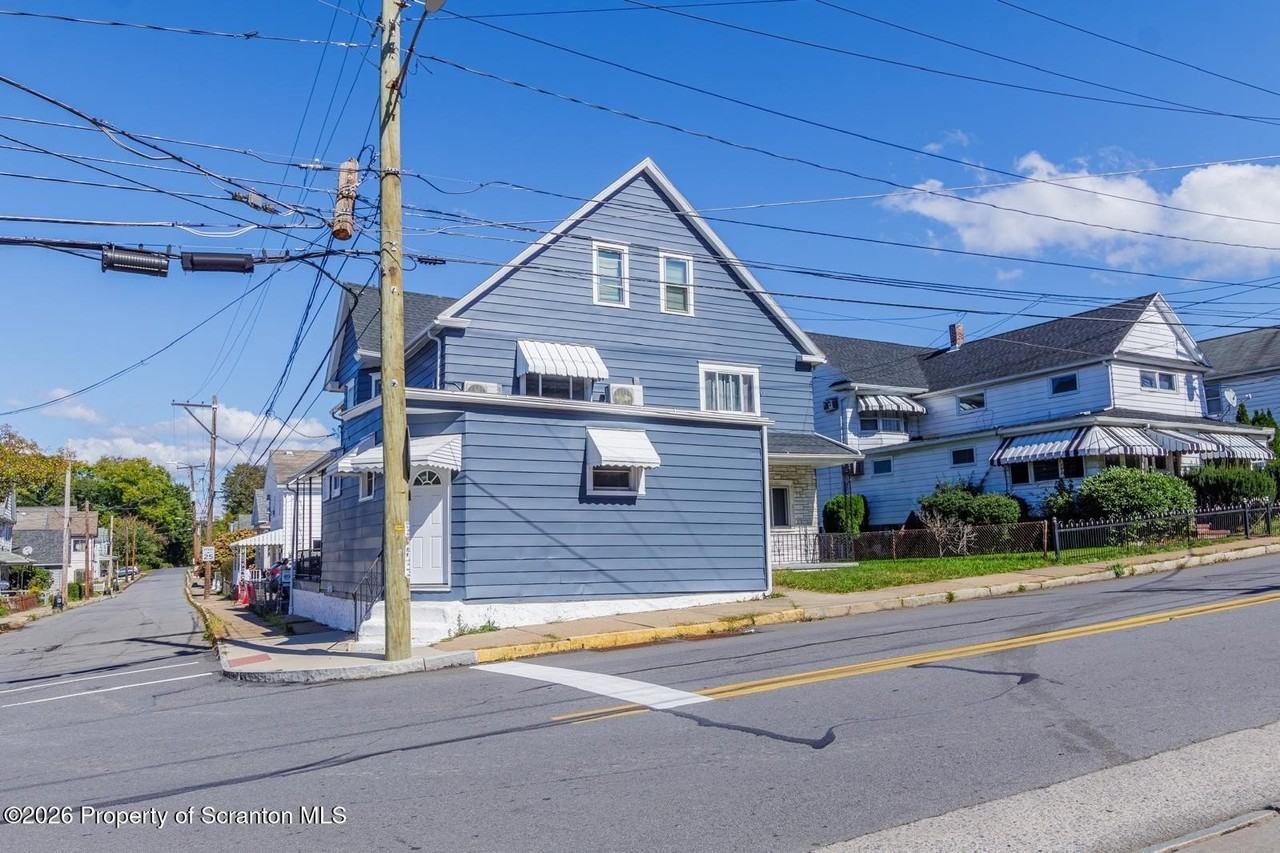 338 E Main St - Photo 2 of 27