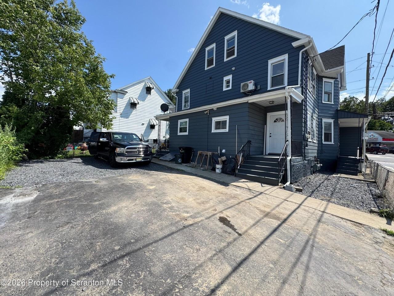338 E Main St - Photo 3 of 27