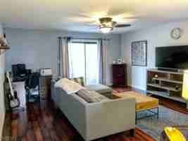 featured image of 899 Merritt Dr #B1