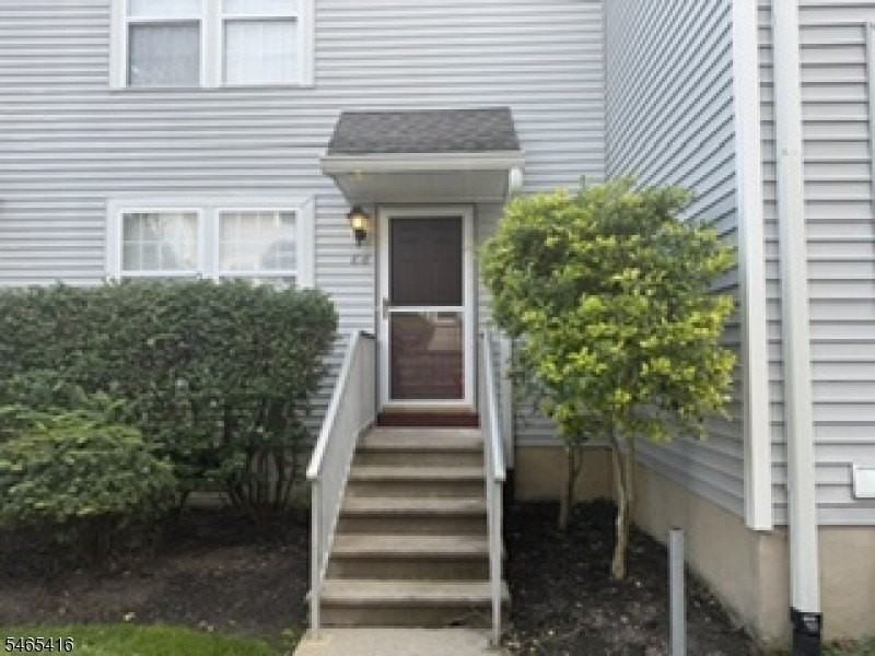 818 Belmont Dr #818 - Photo 2 of 22