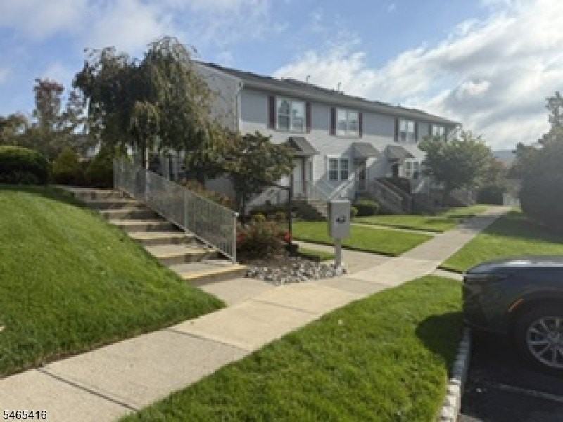 818 Belmont Dr #818 - Photo 5 of 22