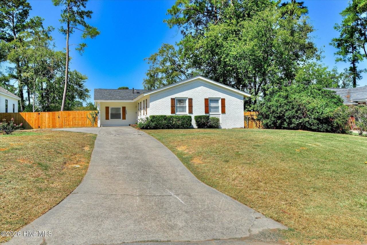 1209 Azalea Dr - Photo 4 of 41