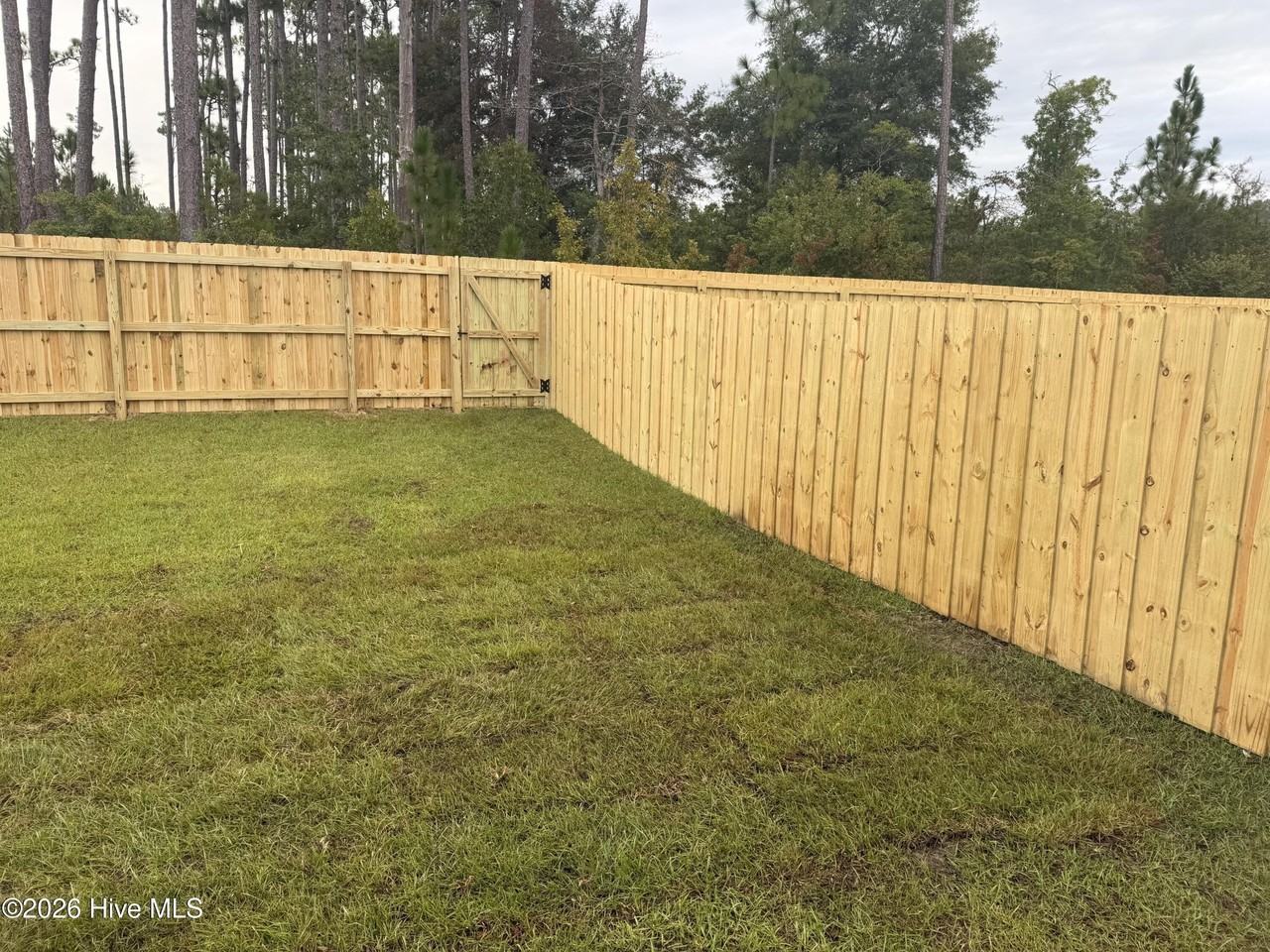 540 Coronado Ave - Photo 3 of 38